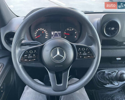 Белый Мерседес Sprinter, объемом двигателя 2 л и пробегом 155 тыс. км за 27900 $, фото 44 на Automoto.ua