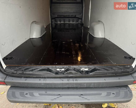 Белый Мерседес Sprinter, объемом двигателя 2 л и пробегом 302 тыс. км за 37900 $, фото 11 на Automoto.ua