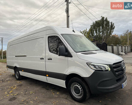 Белый Мерседес Sprinter, объемом двигателя 2 л и пробегом 302 тыс. км за 37900 $, фото 23 на Automoto.ua