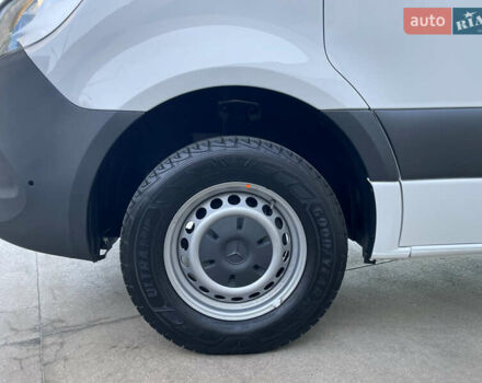 Белый Мерседес Sprinter, объемом двигателя 2 л и пробегом 155 тыс. км за 27900 $, фото 8 на Automoto.ua