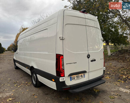 Белый Мерседес Sprinter, объемом двигателя 2 л и пробегом 302 тыс. км за 37900 $, фото 9 на Automoto.ua