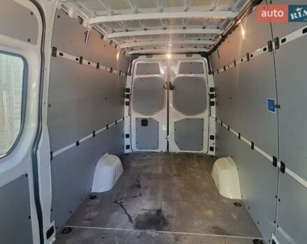 Белый Мерседес Sprinter, объемом двигателя 2 л и пробегом 80 тыс. км за 35000 $, фото 6 на Automoto.ua
