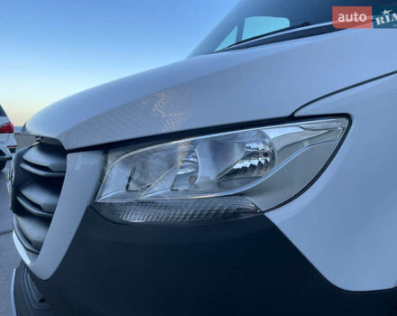 Белый Мерседес Sprinter, объемом двигателя 2 л и пробегом 155 тыс. км за 27900 $, фото 6 на Automoto.ua