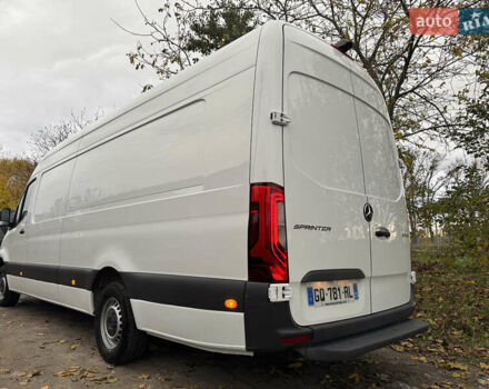Белый Мерседес Sprinter, объемом двигателя 2 л и пробегом 302 тыс. км за 37900 $, фото 34 на Automoto.ua