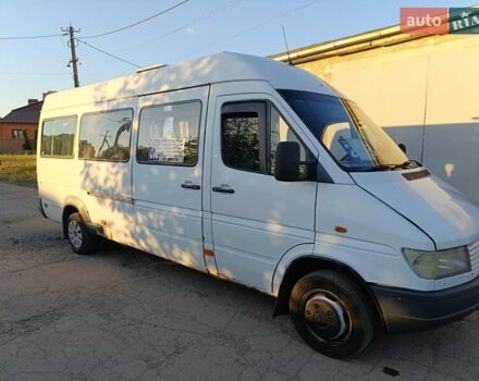 Белый Мерседес Sprinter, объемом двигателя 2.87 л и пробегом 1000 тыс. км за 8000 $, фото 11 на Automoto.ua