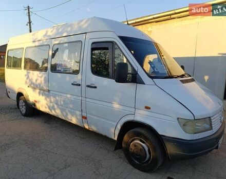 Белый Мерседес Sprinter, объемом двигателя 2.87 л и пробегом 1000 тыс. км за 8000 $, фото 12 на Automoto.ua