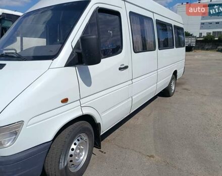 Белый Мерседес Sprinter, объемом двигателя 2.87 л и пробегом 300 тыс. км за 10000 $, фото 20 на Automoto.ua