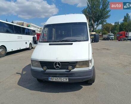 Белый Мерседес Sprinter, объемом двигателя 2.87 л и пробегом 300 тыс. км за 10000 $, фото 19 на Automoto.ua