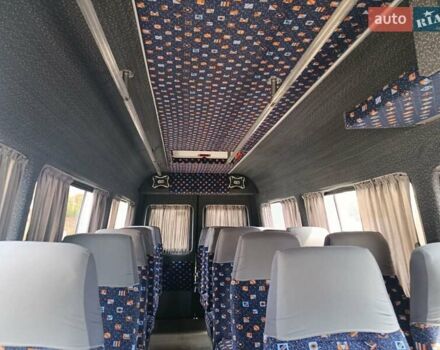 Белый Мерседес Sprinter, объемом двигателя 2.87 л и пробегом 300 тыс. км за 10000 $, фото 3 на Automoto.ua