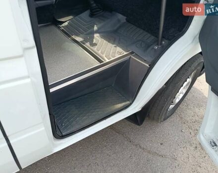 Белый Мерседес Sprinter, объемом двигателя 2.87 л и пробегом 300 тыс. км за 10000 $, фото 10 на Automoto.ua