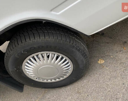 Белый Мерседес Sprinter, объемом двигателя 2.16 л и пробегом 600 тыс. км за 12500 $, фото 28 на Automoto.ua