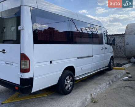 Белый Мерседес Sprinter, объемом двигателя 2.9 л и пробегом 170 тыс. км за 12300 $, фото 4 на Automoto.ua