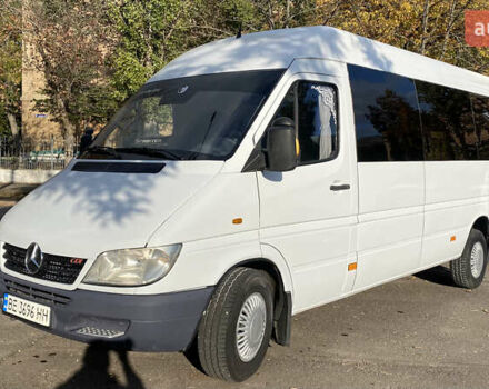 Белый Мерседес Sprinter, объемом двигателя 2.16 л и пробегом 600 тыс. км за 13200 $, фото 1 на Automoto.ua