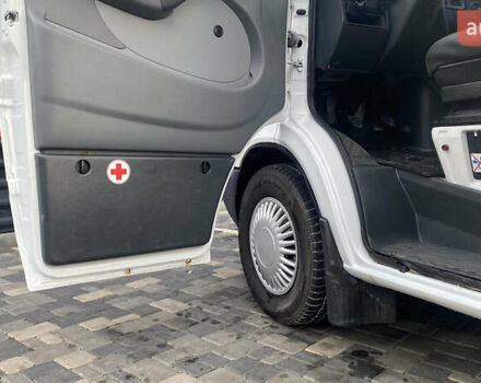 Белый Мерседес Sprinter, объемом двигателя 2.16 л и пробегом 600 тыс. км за 12500 $, фото 31 на Automoto.ua