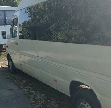 Білий Мерседес Sprinter, об'ємом двигуна 2.15 л та пробігом 1000 тис. км за 6200 $, фото 4 на Automoto.ua