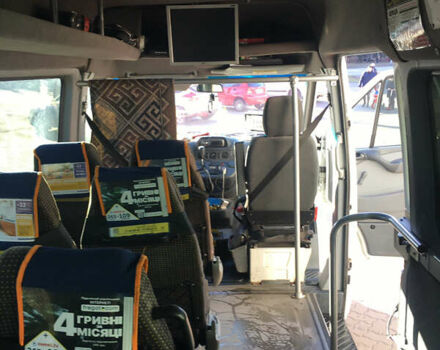 Белый Мерседес Sprinter, объемом двигателя 2.69 л и пробегом 170 тыс. км за 14500 $, фото 11 на Automoto.ua