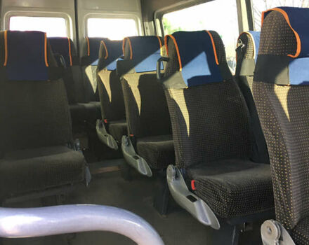 Белый Мерседес Sprinter, объемом двигателя 2.69 л и пробегом 170 тыс. км за 14500 $, фото 9 на Automoto.ua