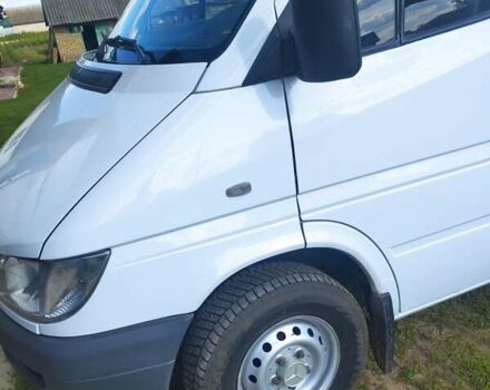 Белый Мерседес Sprinter, объемом двигателя 2.2 л и пробегом 840 тыс. км за 9500 $, фото 17 на Automoto.ua