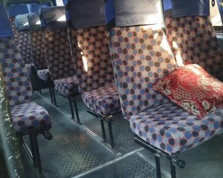 Белый Мерседес Sprinter, объемом двигателя 2.15 л и пробегом 1000 тыс. км за 10000 $, фото 4 на Automoto.ua