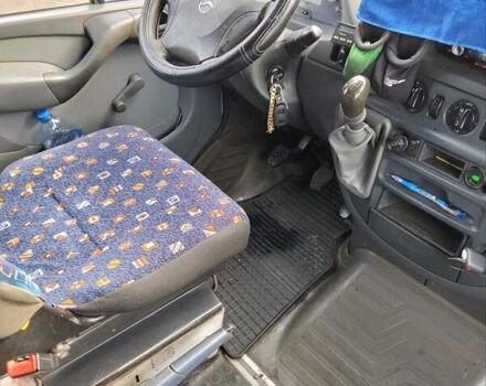 Білий Мерседес Sprinter, об'ємом двигуна 2.15 л та пробігом 300 тис. км за 8900 $, фото 18 на Automoto.ua