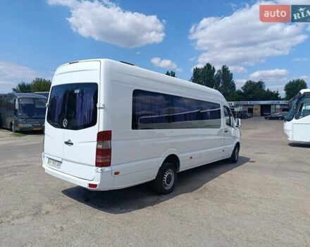 Белый Мерседес Sprinter, объемом двигателя 2.1 л и пробегом 300 тыс. км за 19900 $, фото 15 на Automoto.ua