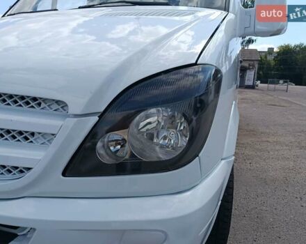Белый Мерседес Sprinter, объемом двигателя 2.1 л и пробегом 300 тыс. км за 19900 $, фото 13 на Automoto.ua