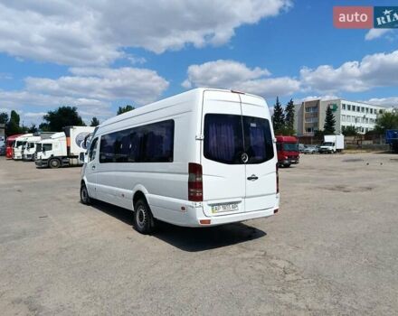 Белый Мерседес Sprinter, объемом двигателя 2.1 л и пробегом 300 тыс. км за 19900 $, фото 9 на Automoto.ua