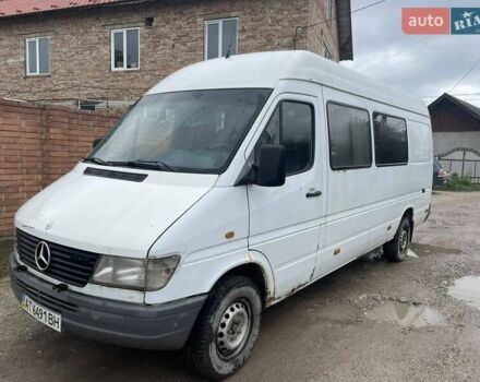 Белый Мерседес Sprinter, объемом двигателя 2.87 л и пробегом 500 тыс. км за 5300 $, фото 4 на Automoto.ua