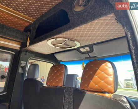 Белый Мерседес Sprinter, объемом двигателя 2.87 л и пробегом 658 тыс. км за 5000 $, фото 7 на Automoto.ua