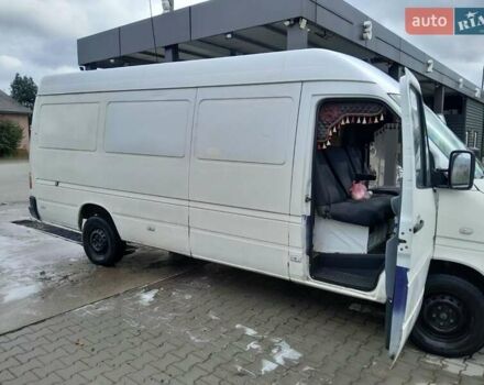 Мерседес Sprinter 2000 у Косове на Automoto.ua Білий Мерседес Sprinter, об'ємом двигуна 2.2 л та пробігом 4 тис. км за 6700 $, фото 2 на Automoto.ua