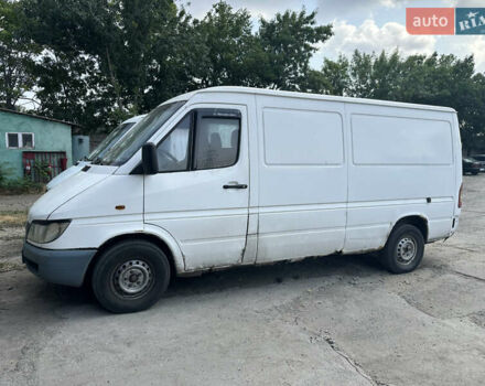 Білий Мерседес Sprinter, об'ємом двигуна 2.2 л та пробігом 778 тис. км за 3200 $, фото 1 на Automoto.ua
