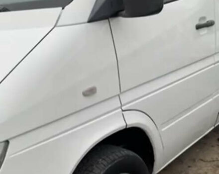 Белый Мерседес Sprinter, объемом двигателя 2.15 л и пробегом 470 тыс. км за 9900 $, фото 8 на Automoto.ua