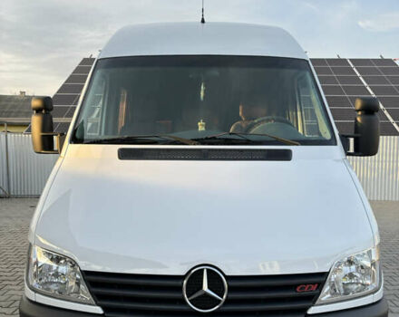 Белый Мерседес Sprinter, объемом двигателя 2.15 л и пробегом 447 тыс. км за 11500 $, фото 2 на Automoto.ua