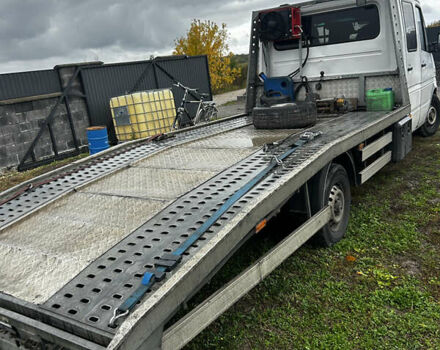 Белый Мерседес Sprinter, объемом двигателя 2.7 л и пробегом 765 тыс. км за 15000 $, фото 4 на Automoto.ua