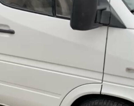 Белый Мерседес Sprinter, объемом двигателя 2.15 л и пробегом 470 тыс. км за 9900 $, фото 7 на Automoto.ua
