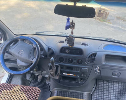 Белый Мерседес Sprinter, объемом двигателя 2.15 л и пробегом 359 тыс. км за 9350 $, фото 21 на Automoto.ua
