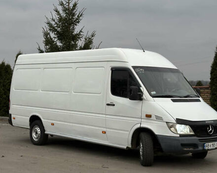 Белый Мерседес Sprinter, объемом двигателя 2.15 л и пробегом 359 тыс. км за 9350 $, фото 3 на Automoto.ua
