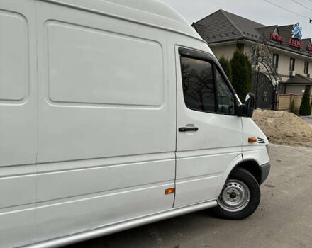 Белый Мерседес Sprinter, объемом двигателя 2.15 л и пробегом 359 тыс. км за 9350 $, фото 9 на Automoto.ua