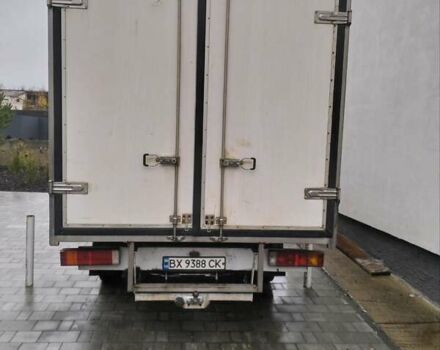 Белый Мерседес Sprinter, объемом двигателя 2.69 л и пробегом 412 тыс. км за 12500 $, фото 3 на Automoto.ua