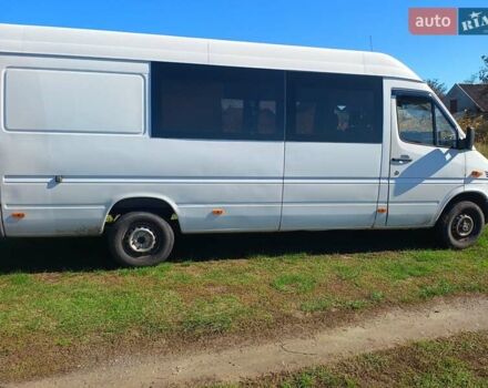 Белый Мерседес Sprinter, объемом двигателя 2.2 л и пробегом 200 тыс. км за 7500 $, фото 6 на Automoto.ua
