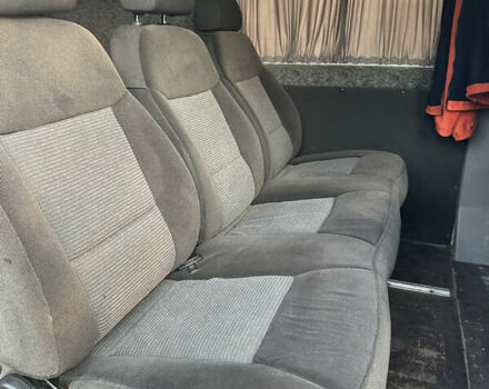Белый Мерседес Sprinter, объемом двигателя 2.7 л и пробегом 420 тыс. км за 12500 $, фото 13 на Automoto.ua