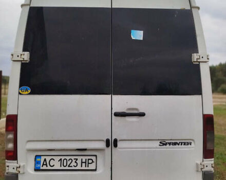Белый Мерседес Sprinter, объемом двигателя 2.15 л и пробегом 109 тыс. км за 9400 $, фото 4 на Automoto.ua