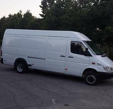 Белый Мерседес Sprinter, объемом двигателя 2.15 л и пробегом 5 тыс. км за 16000 $, фото 1 на Automoto.ua