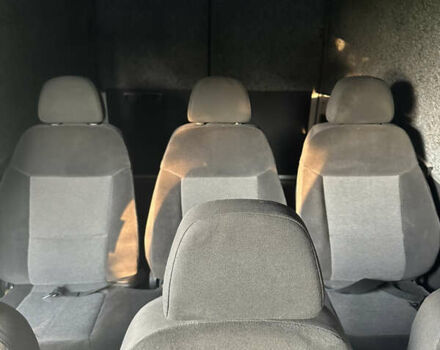 Белый Мерседес Sprinter, объемом двигателя 2.7 л и пробегом 420 тыс. км за 12500 $, фото 5 на Automoto.ua