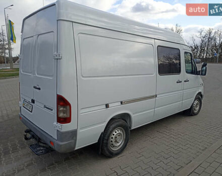 Белый Мерседес Sprinter, объемом двигателя 2.7 л и пробегом 420 тыс. км за 12500 $, фото 20 на Automoto.ua