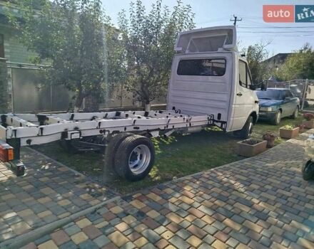 Білий Мерседес Sprinter, об'ємом двигуна 2.15 л та пробігом 567 тис. км за 15000 $, фото 4 на Automoto.ua