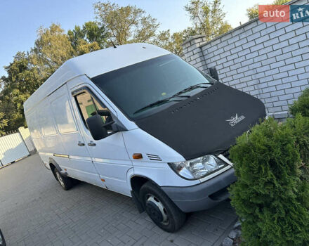 Белый Мерседес Sprinter, объемом двигателя 2.15 л и пробегом 354 тыс. км за 9444 $, фото 1 на Automoto.ua