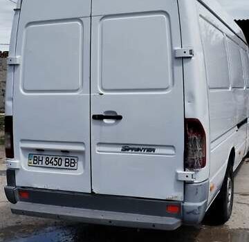 Белый Мерседес Sprinter, объемом двигателя 0 л и пробегом 310 тыс. км за 6200 $, фото 7 на Automoto.ua