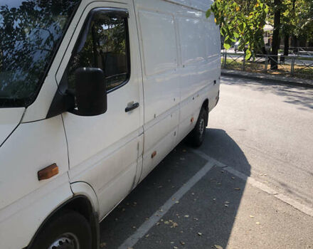 Белый Мерседес Sprinter, объемом двигателя 2.69 л и пробегом 788 тыс. км за 8200 $, фото 5 на Automoto.ua