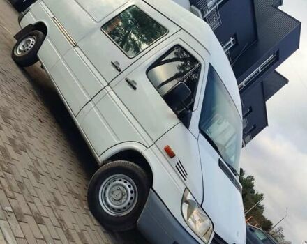 Білий Мерседес Sprinter, об'ємом двигуна 2.15 л та пробігом 370 тис. км за 7500 $, фото 1 на Automoto.ua